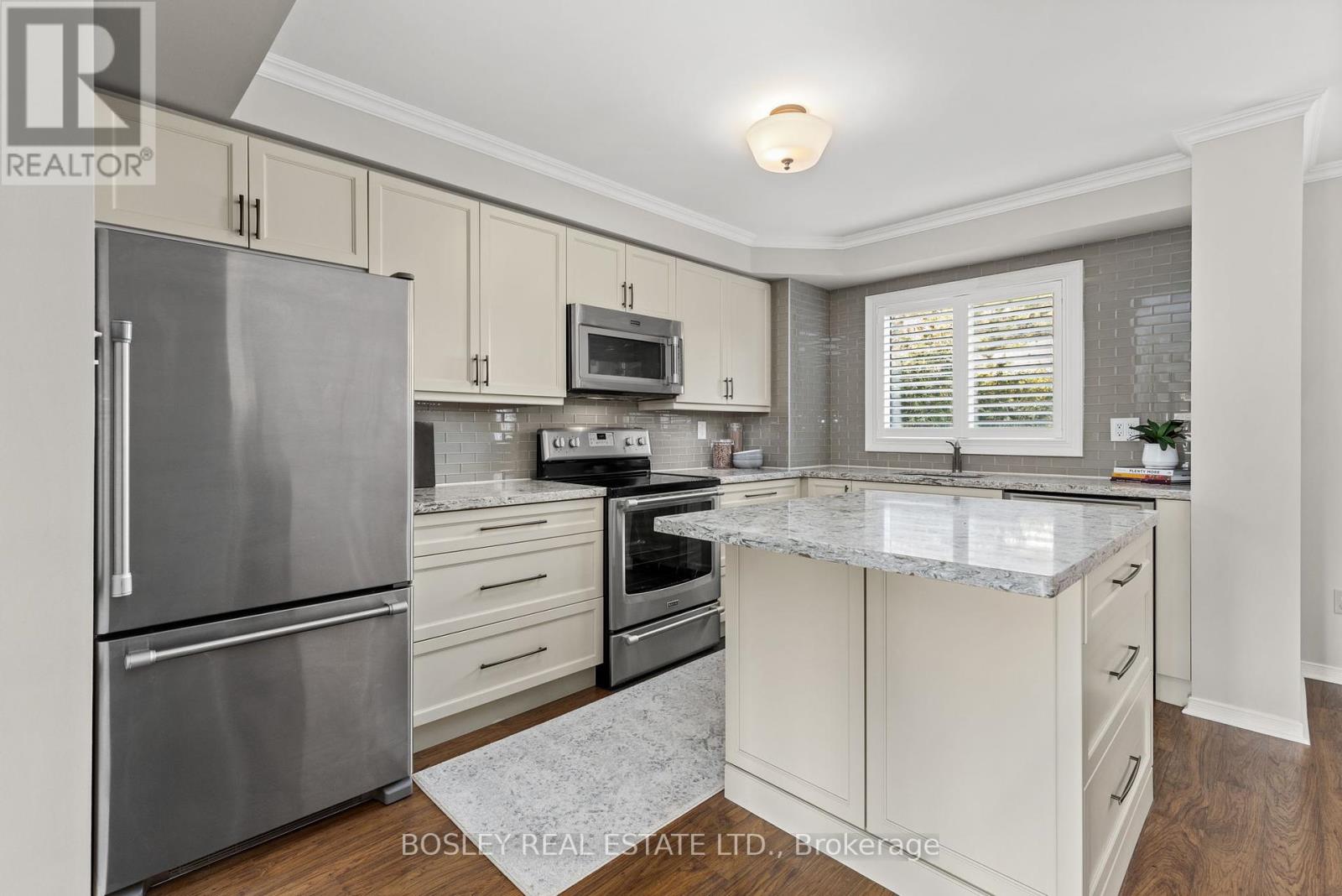 23 - 2051 Merchants Gate, Oakville, Ontario  L6M 3H6 - Photo 6 - W12403987