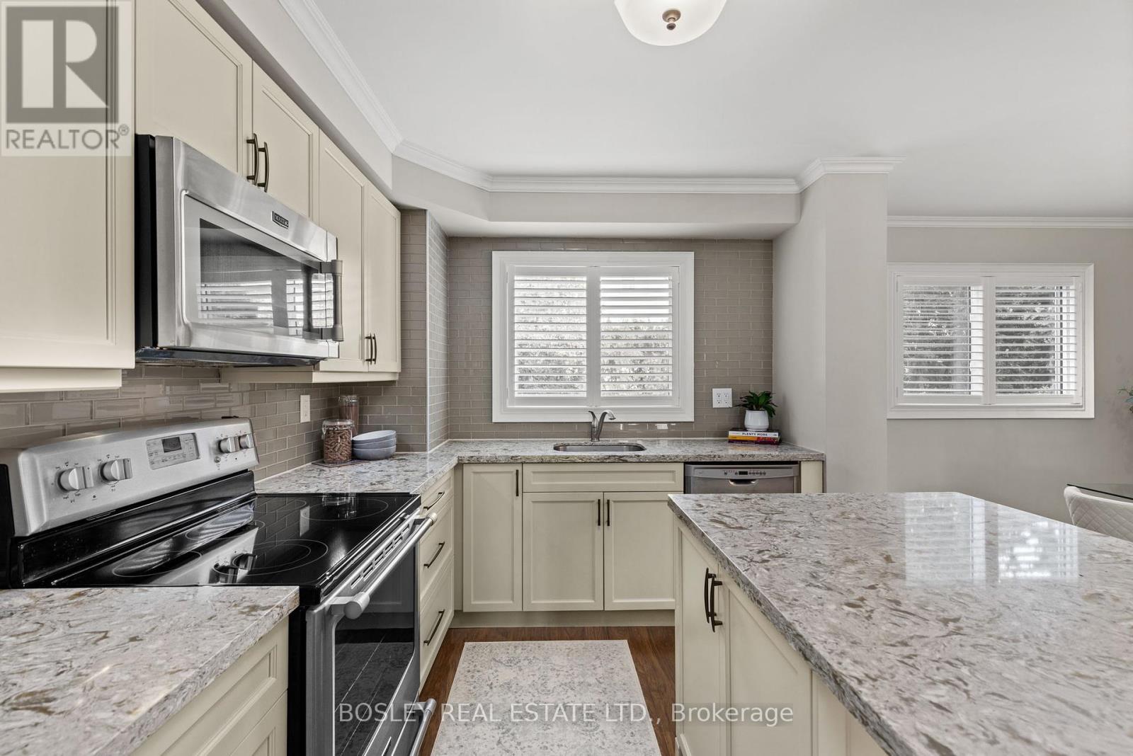 23 - 2051 Merchants Gate, Oakville, Ontario  L6M 3H6 - Photo 7 - W12403987