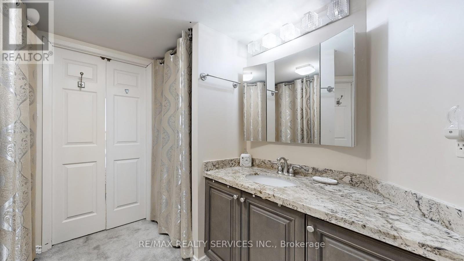 909 - 330 Mill Street S, Brampton, Ontario  L6Y 3V3 - Photo 19 - W12424263