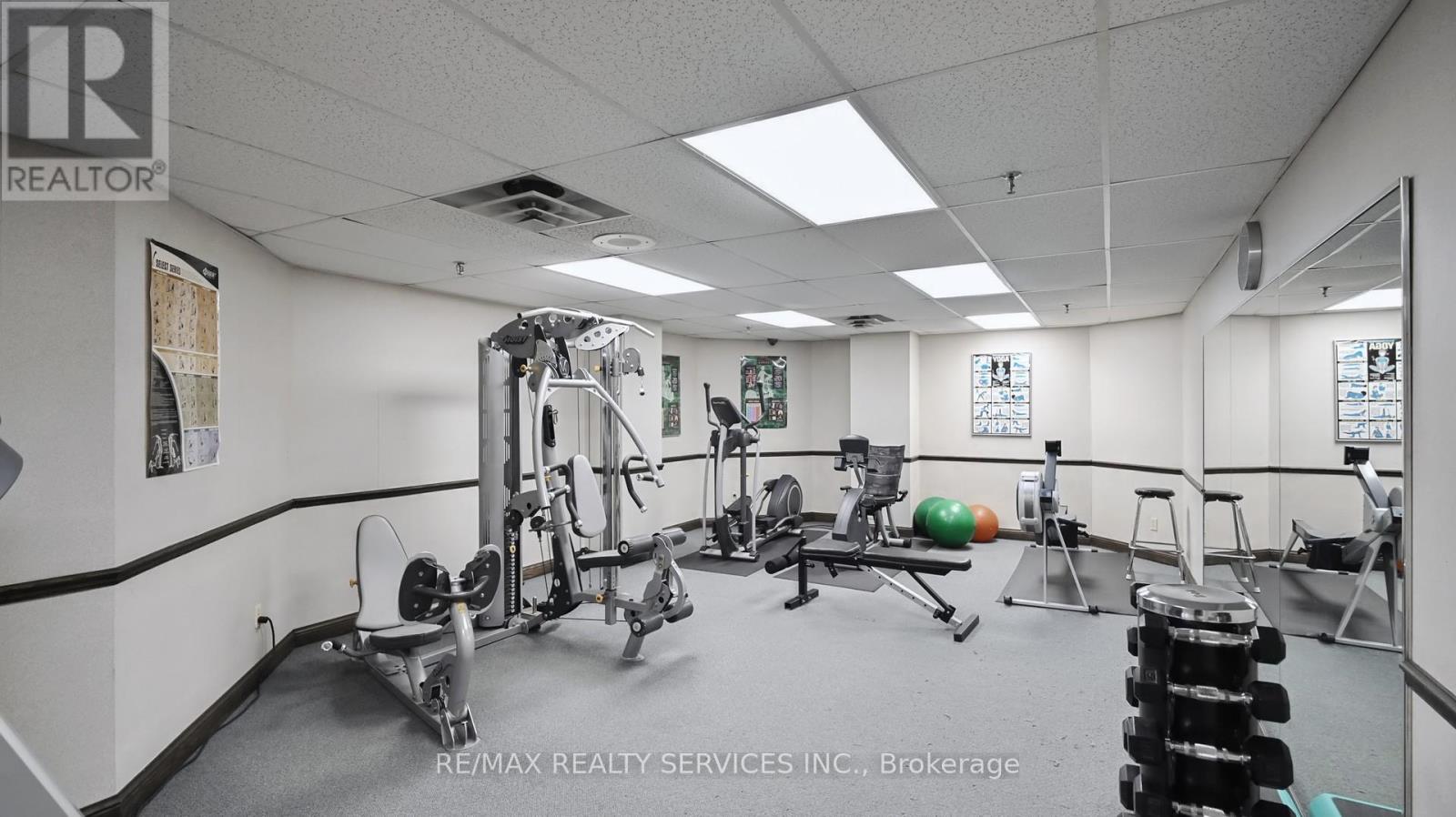 909 - 330 Mill Street S, Brampton, Ontario  L6Y 3V3 - Photo 39 - W12424263