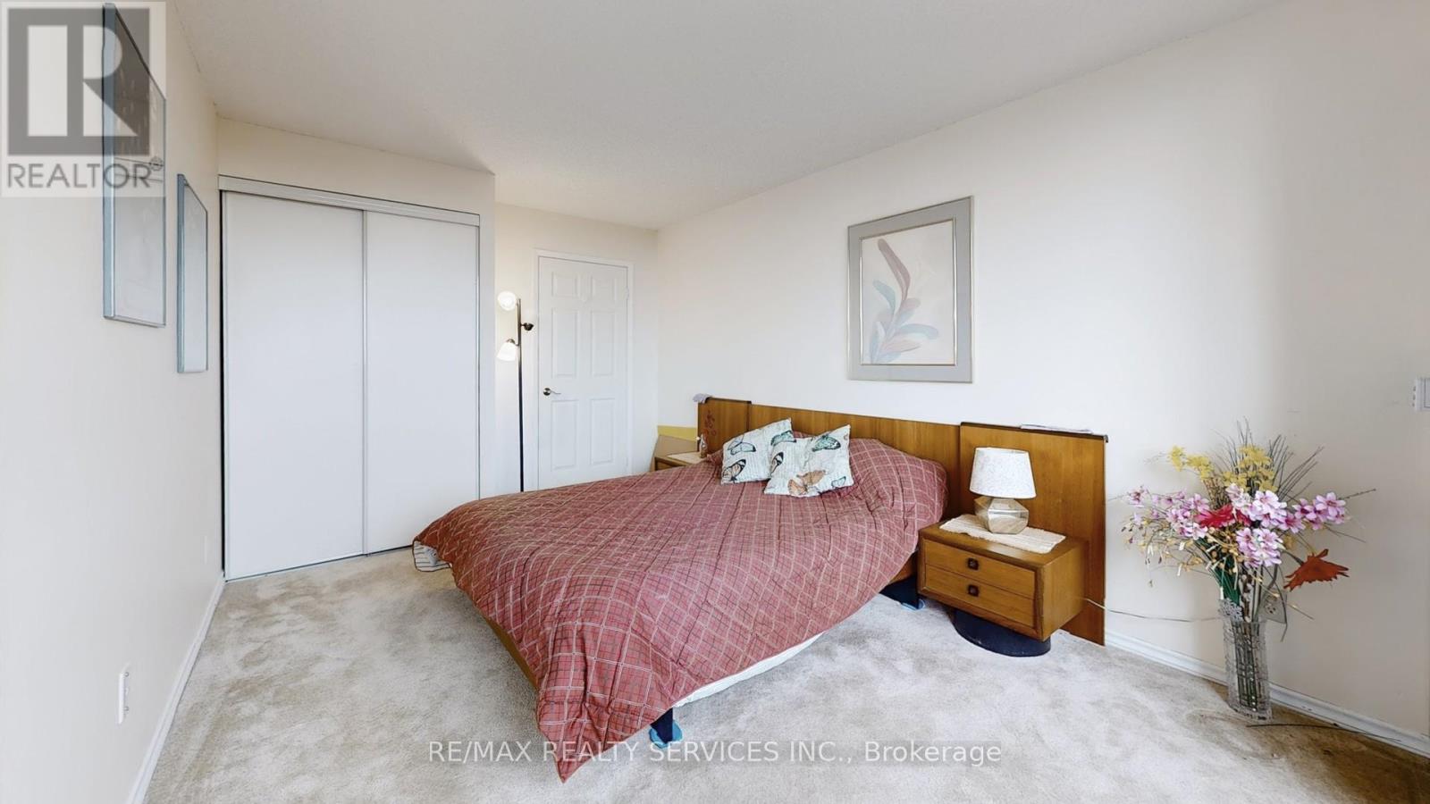 909 - 330 Mill Street S, Brampton, Ontario  L6Y 3V3 - Photo 18 - W12424263