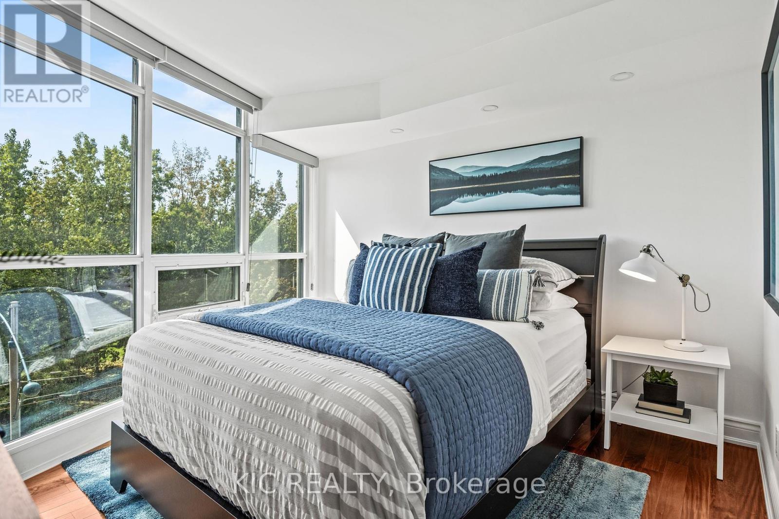 409 - 219 Fort York Boulevard, Toronto, Ontario  M5V 1B1 - Photo 14 - C12425550
