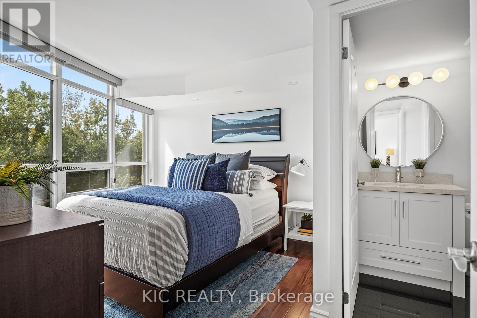 409 - 219 Fort York Boulevard, Toronto, Ontario  M5V 1B1 - Photo 15 - C12425550