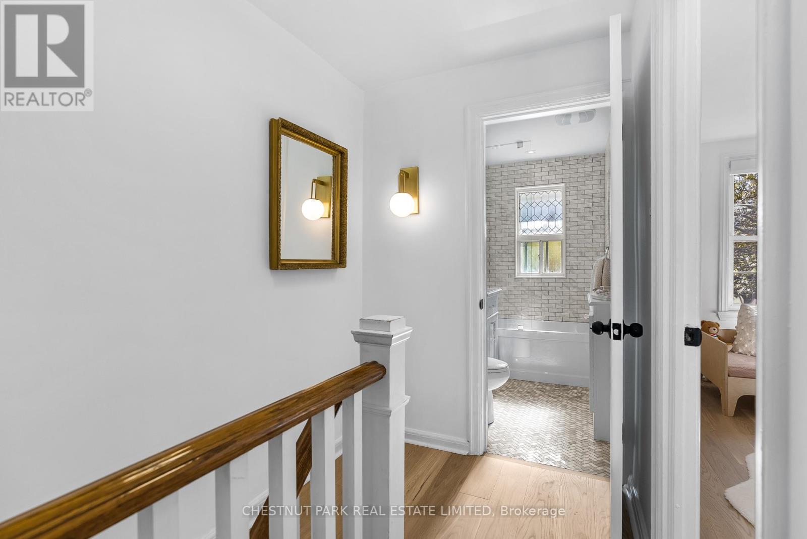 45 Summerhill Gardens, Toronto, Ontario  M4T 1B4 - Photo 13 - C12425557