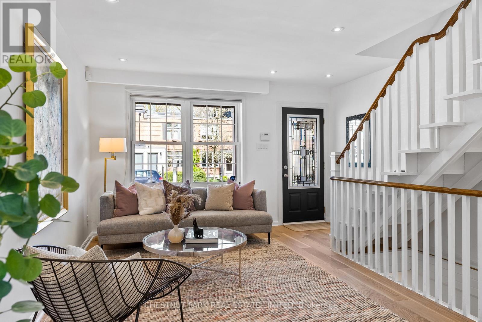45 Summerhill Gardens, Toronto, Ontario  M4T 1B4 - Photo 3 - C12425557