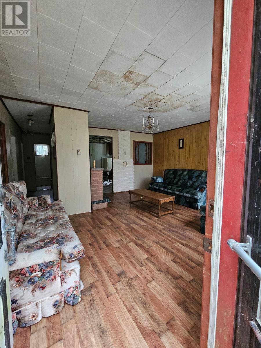 17 Renown Street, Bell Island, Newfoundland & Labrador  A0A 4H0 - Photo 14 - 1290778
