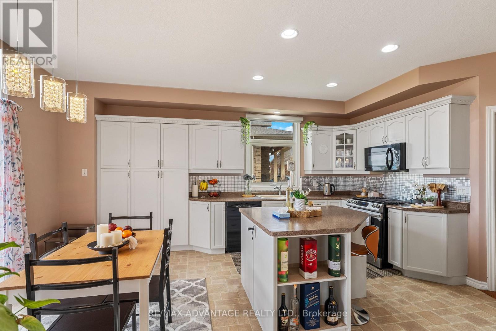 129 Thamesview Crescent, St. Marys, Ontario  N4X 1E1 - Photo 12 - X12425709