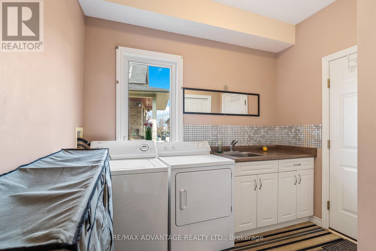 129 Thamesview Crescent, St. Marys, Ontario  N4X 1E1 - Photo 21 - X12425709