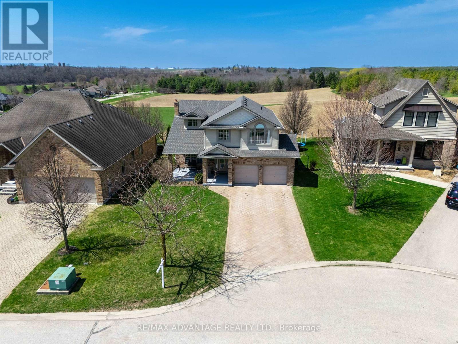 129 Thamesview Crescent, St. Marys, Ontario  N4X 1E1 - Photo 3 - X12425709