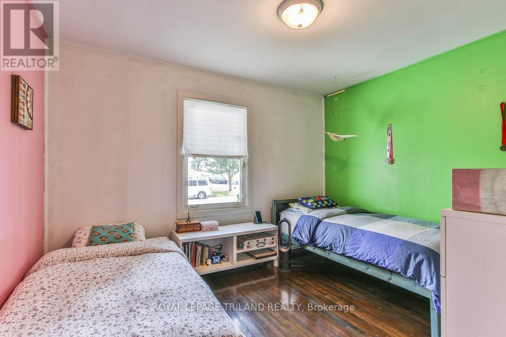 207 East Street, London East, Ontario  N5Z 2S1 - Photo 19 - X12425785