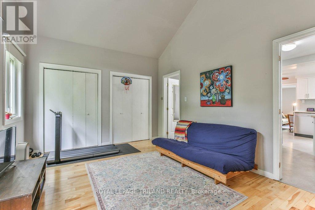 207 East Street, London East, Ontario  N5Z 2S1 - Photo 23 - X12425785