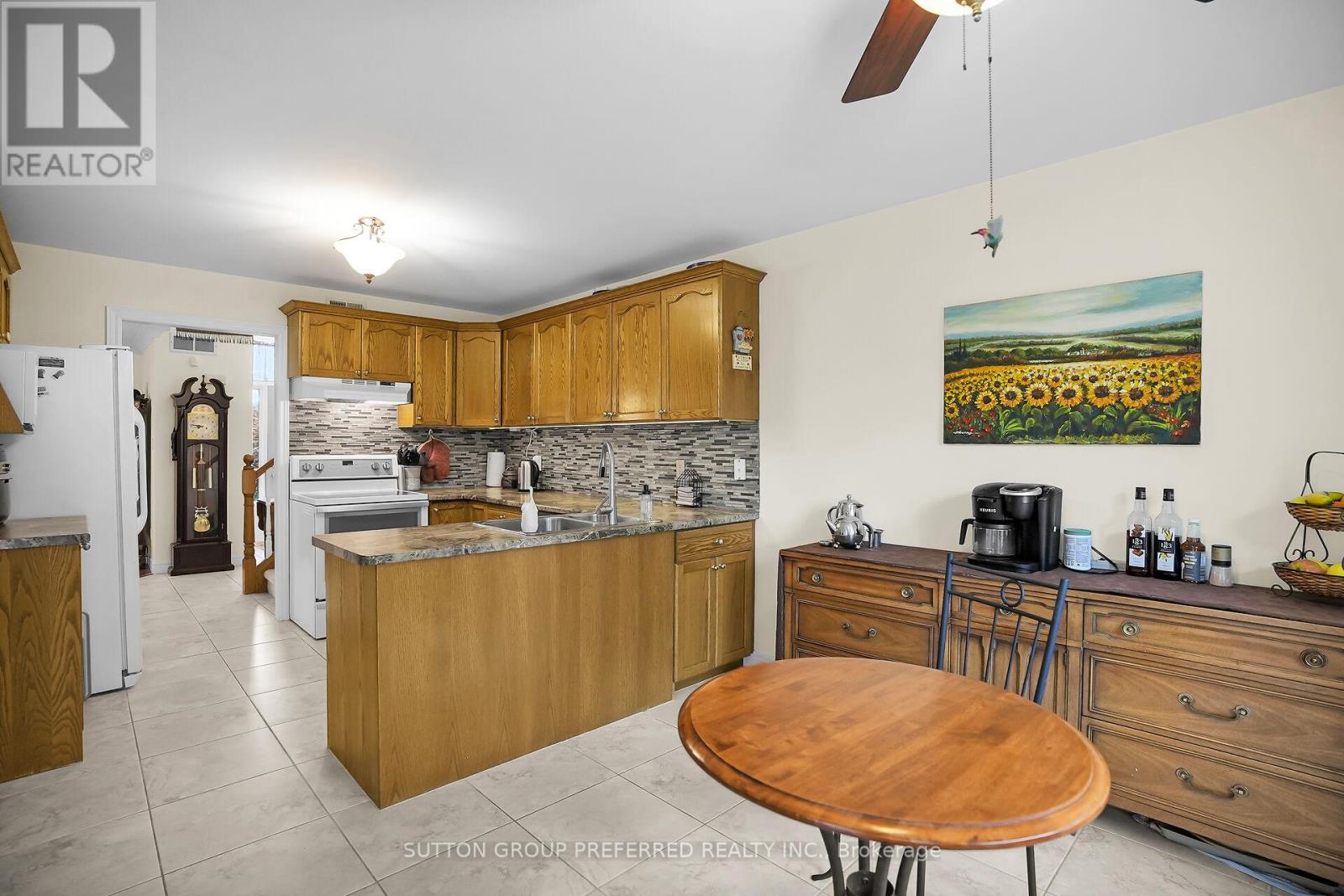 250 Kettle Creek Drive, Central Elgin, Ontario  N0L 1B0 - Photo 16 - X12425792