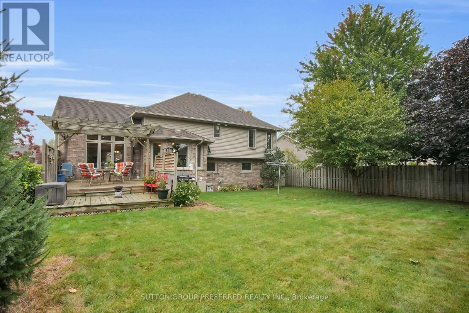 250 Kettle Creek Drive, Central Elgin, Ontario  N0L 1B0 - Photo 35 - X12425792