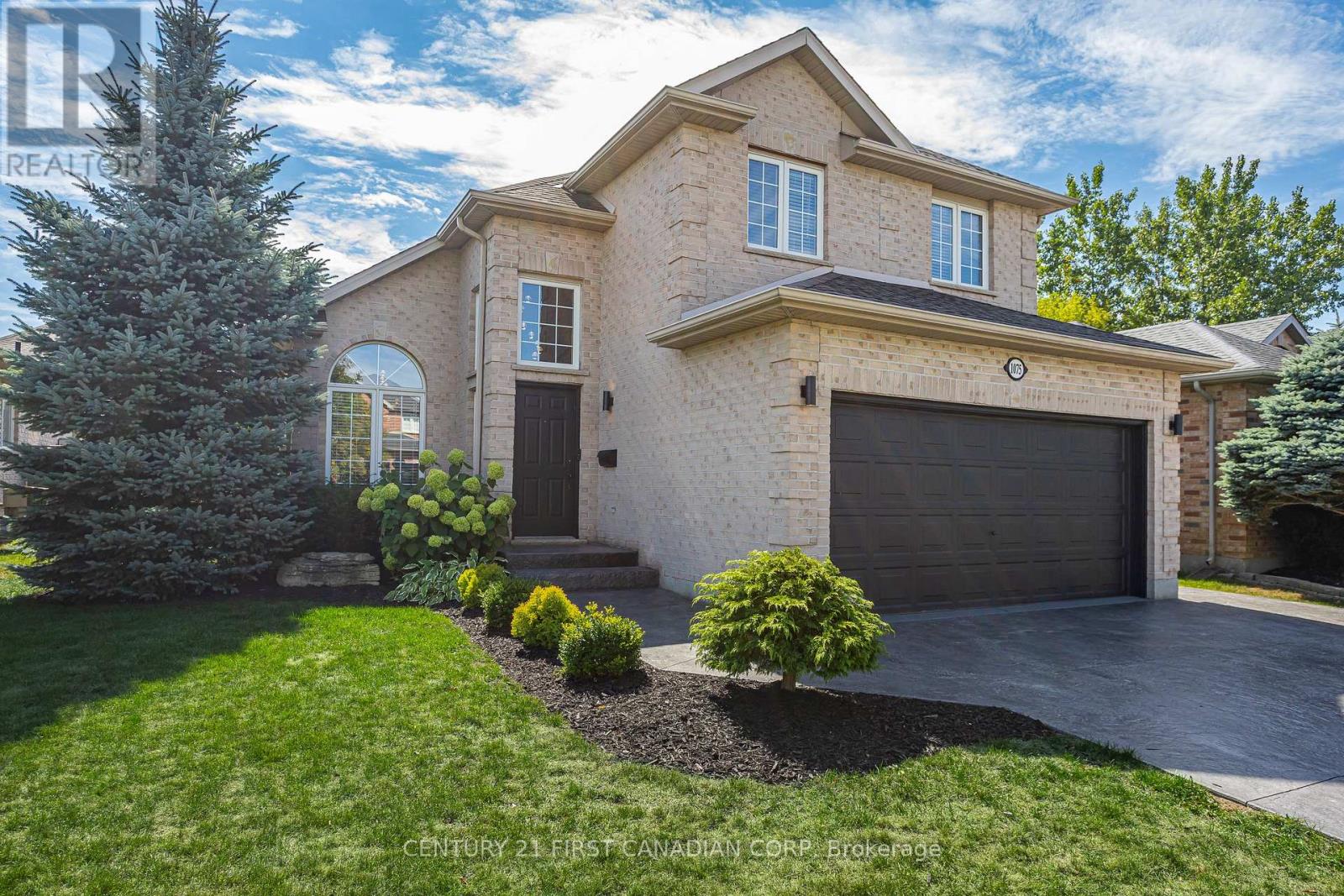 1075 Blackmaple Court, London East, Ontario  N5Y 5P9 - Photo 1 - X12425798