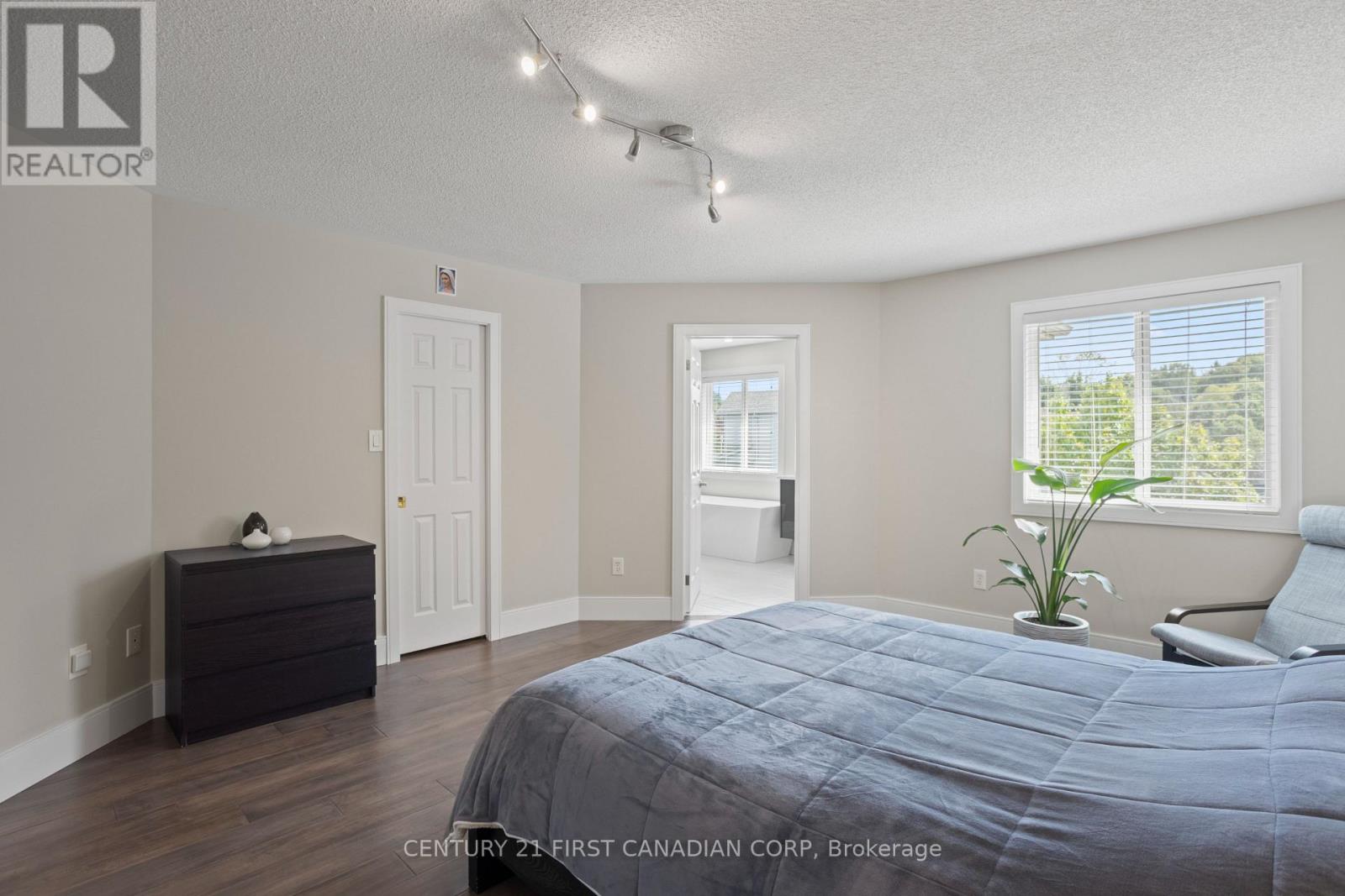 1075 Blackmaple Court, London East, Ontario  N5Y 5P9 - Photo 23 - X12425798