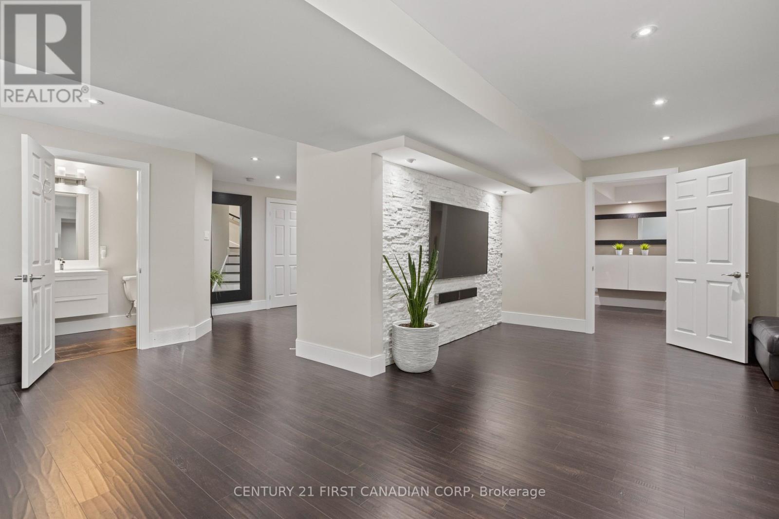 1075 Blackmaple Court, London East, Ontario  N5Y 5P9 - Photo 30 - X12425798