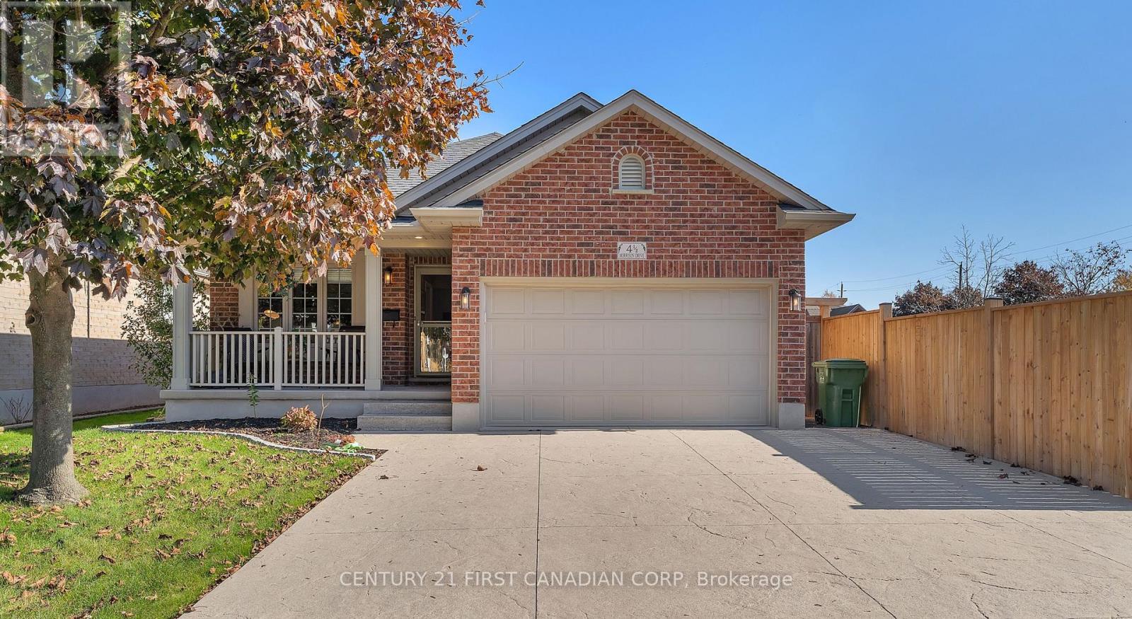 4.5 Morrison Drive, St. Thomas, Ontario  N5R 4S6 - Photo 1 - X12425815