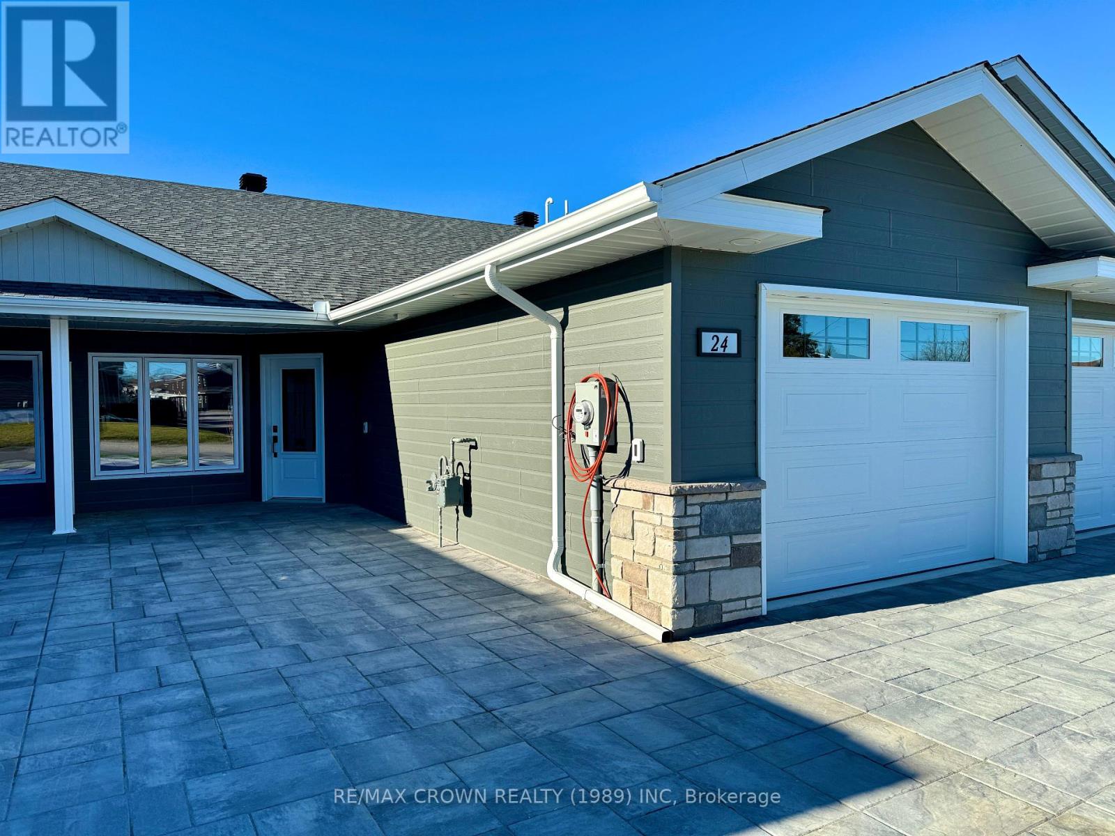 24 GOLF STREET, Kapuskasing, Ontario