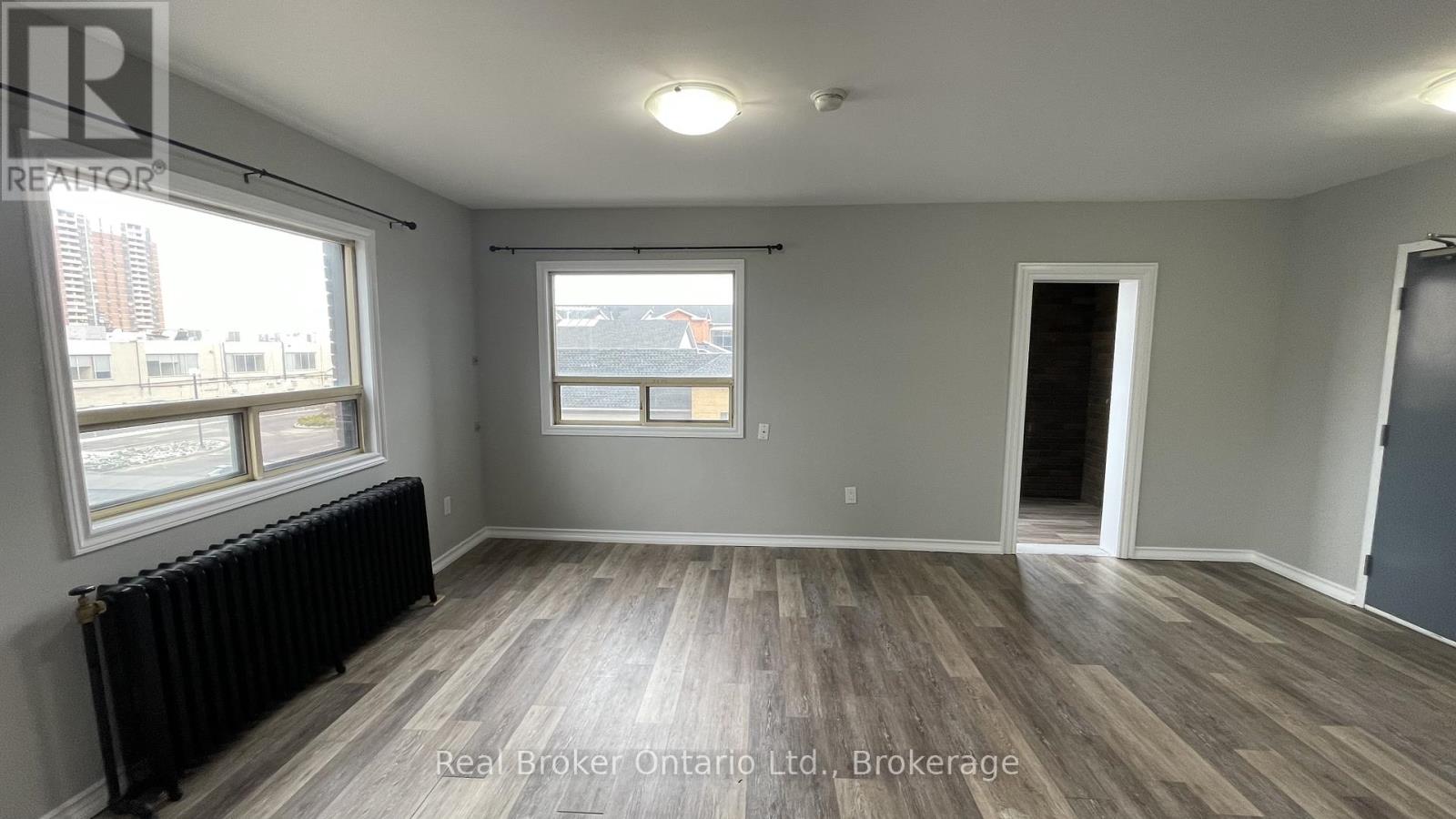 468-476 Main Street E, Hamilton, Ontario  L8N 1K6 - Photo 17 - X12425692