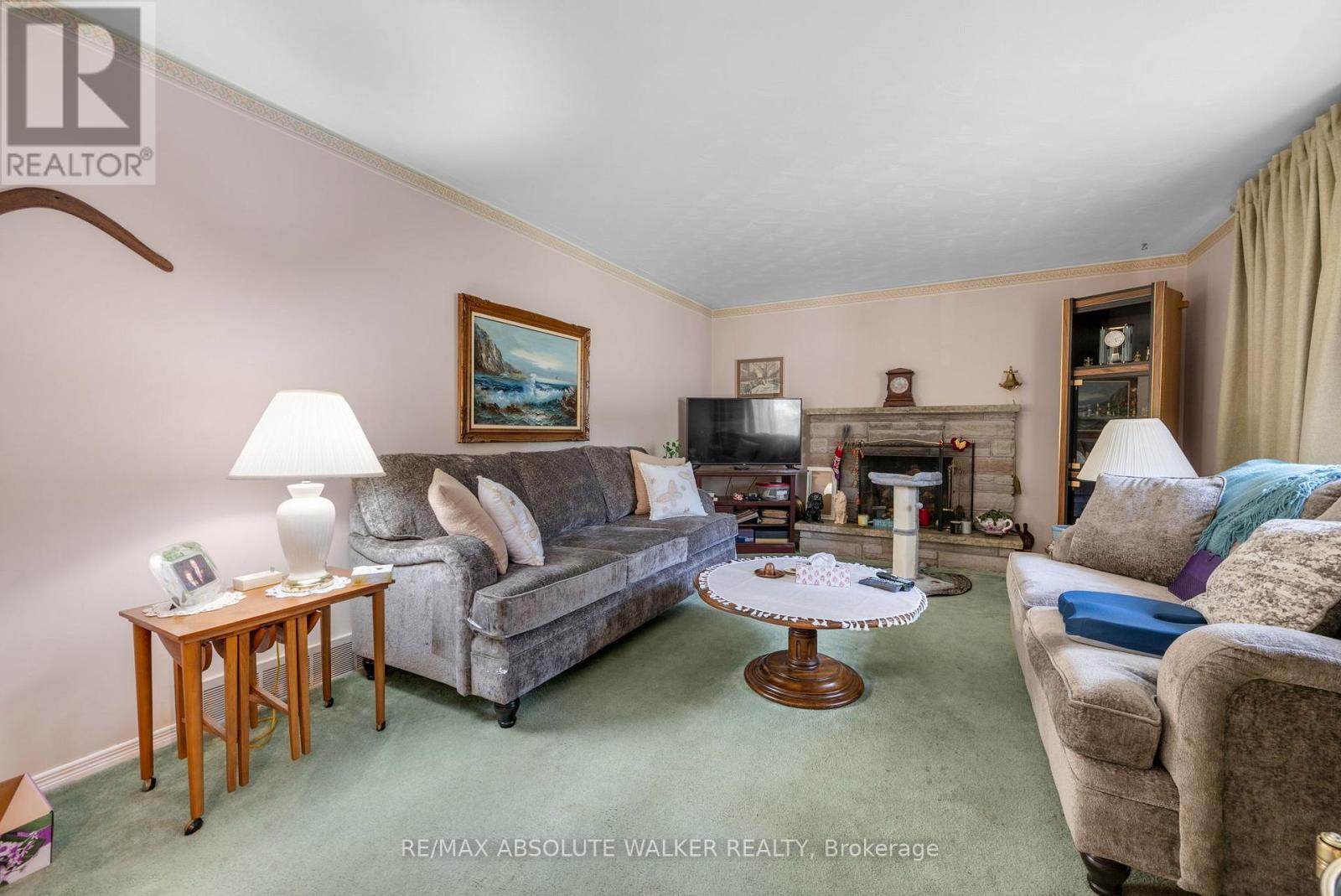 16 Beverly Street, Ottawa, Ontario  K2S 0S4 - Photo 7 - X12425665