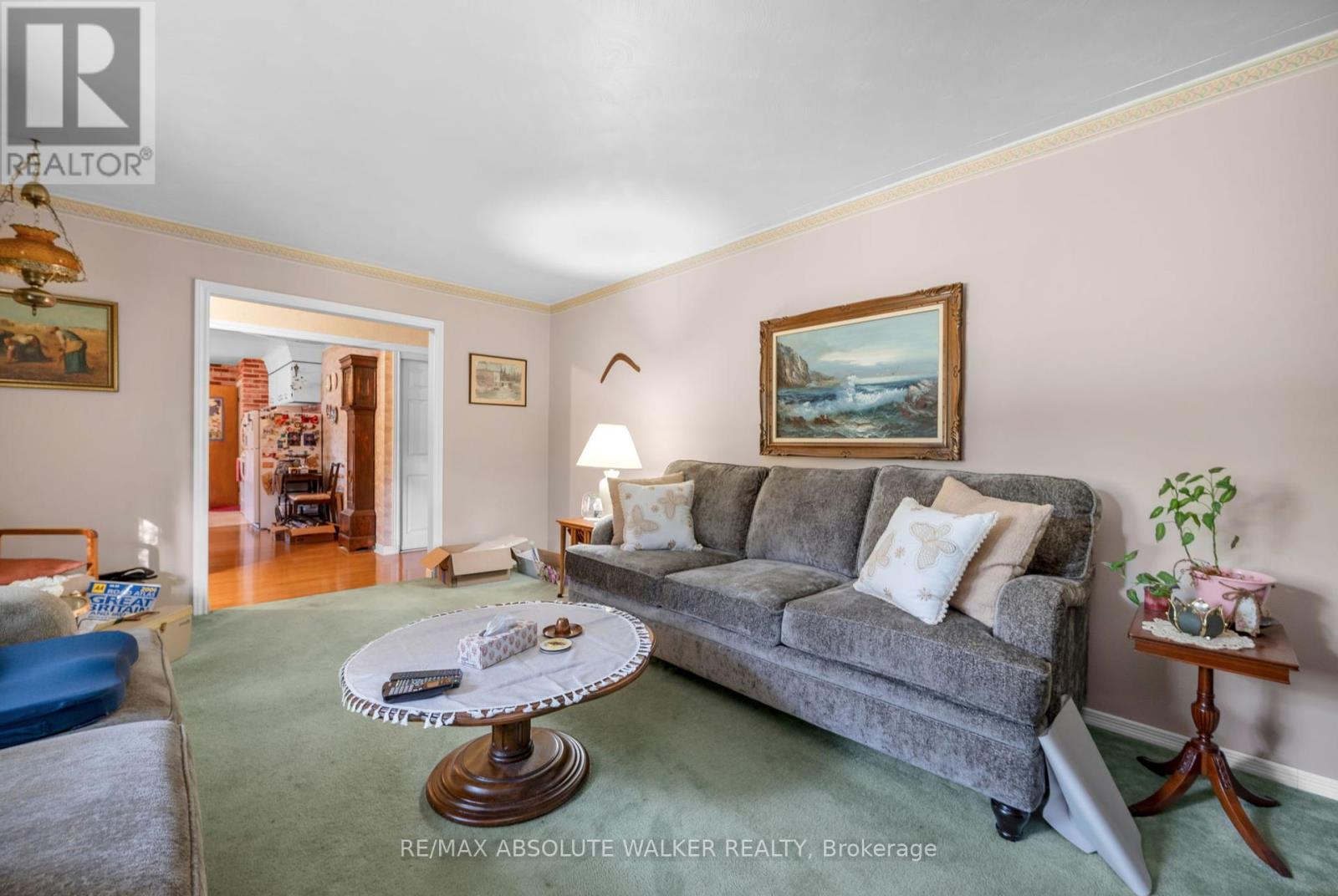 16 Beverly Street, Ottawa, Ontario  K2S 0S4 - Photo 9 - X12425665