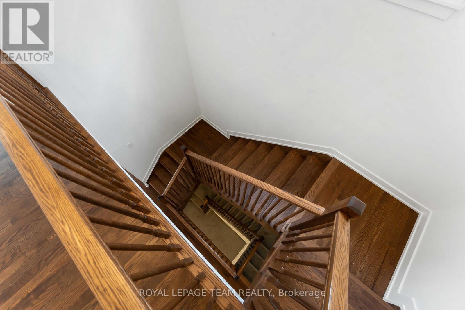 27 Peony Lane, Ottawa, Ontario  K4M 0M3 - Photo 16 - X12425680