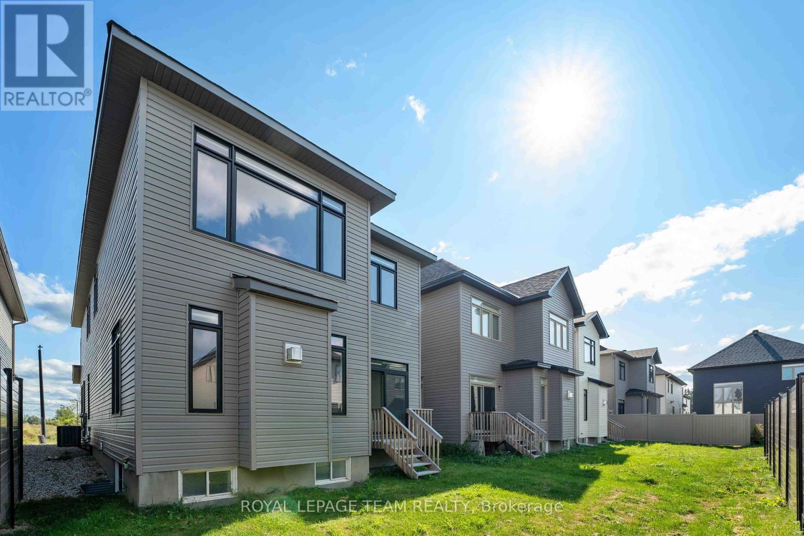 27 Peony Lane, Ottawa, Ontario  K4M 0M3 - Photo 45 - X12425680