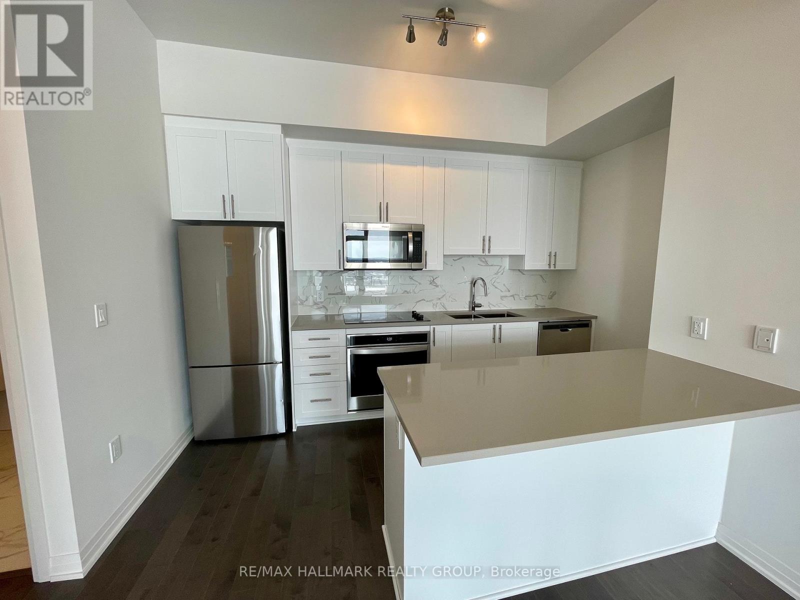 2406 - 805 Carling Avenue, Ottawa, Ontario  K1S 5W9 - Photo 2 - X12425743