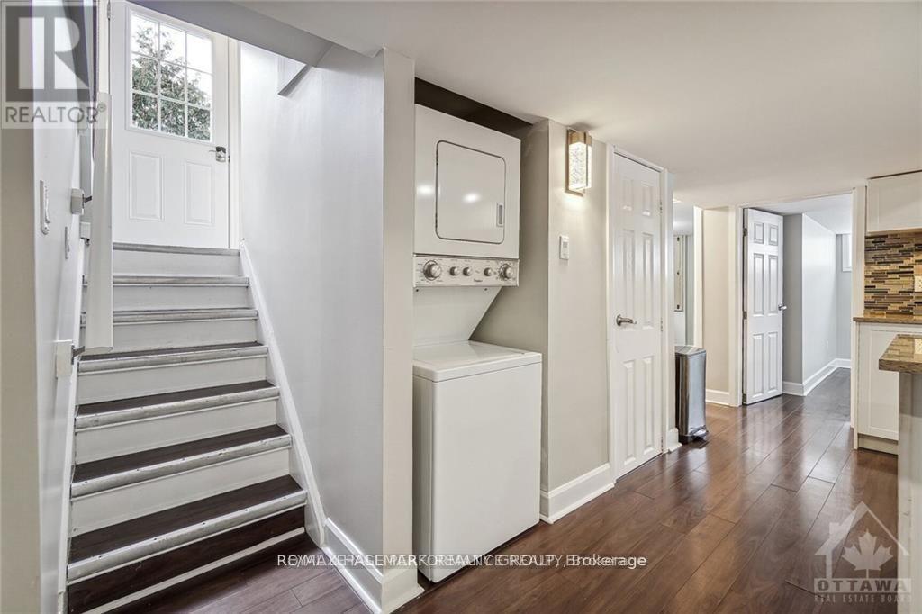 B - 1185 Woodside Drive, Ottawa, Ontario  K2C 2G7 - Photo 3 - X12425766