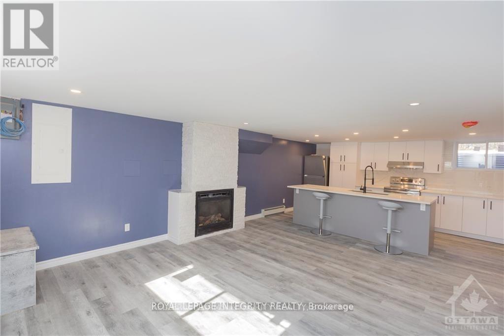 B - 1105 Falaise Road, Ottawa, Ontario  K2E 6R1 - Photo 11 - X12425772