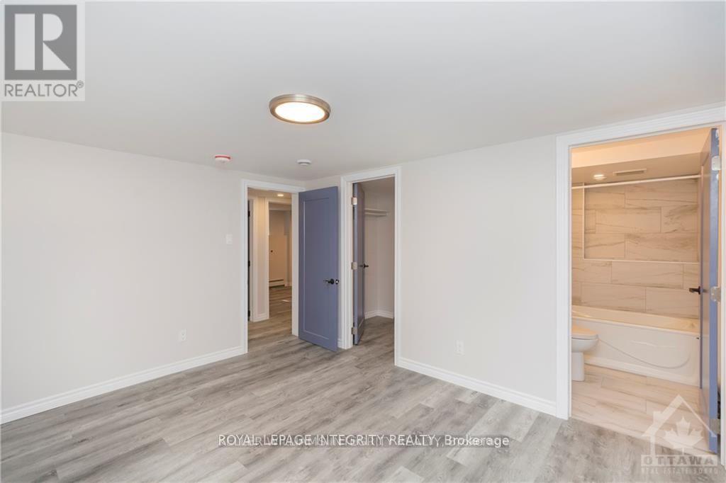 B - 1105 Falaise Road, Ottawa, Ontario  K2E 6R1 - Photo 20 - X12425772
