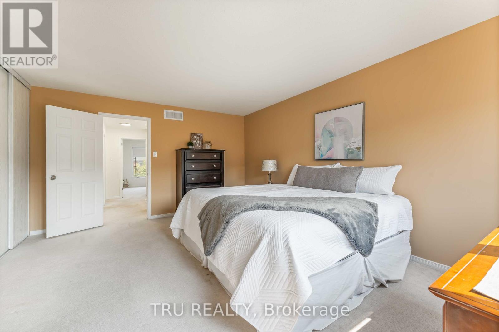 217 Sorento Street, Ottawa, Ontario  K2J 0B6 - Photo 20 - X12425799