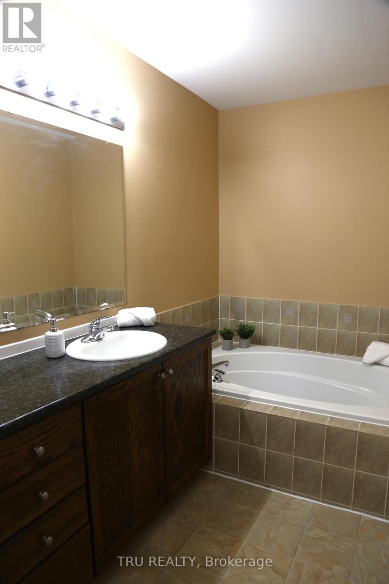 217 Sorento Street, Ottawa, Ontario  K2J 0B6 - Photo 22 - X12425799