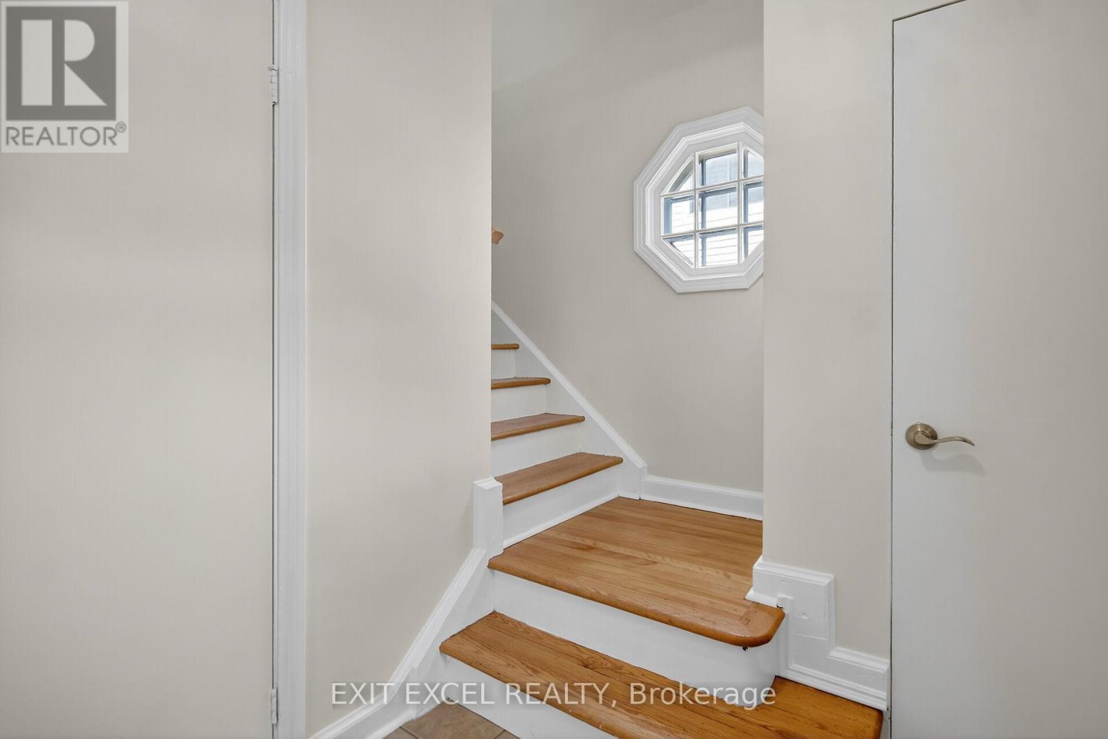 1456 Larose Avenue, Ottawa, Ontario  K1Z 7X8 - Photo 14 - X12425800