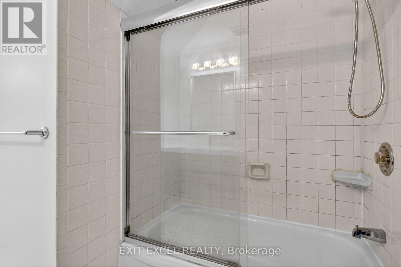 1456 Larose Avenue, Ottawa, Ontario  K1Z 7X8 - Photo 25 - X12425800