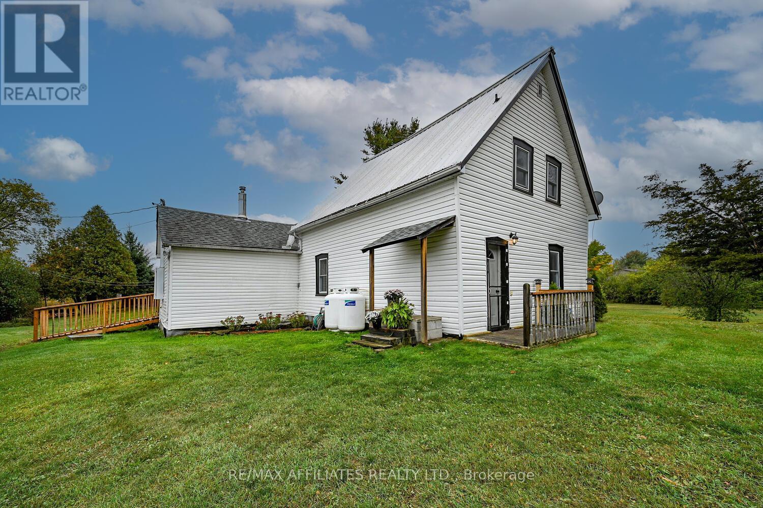 2403 Nolans Road, Montague, Ontario  K7A 4S6 - Photo 4 - X12425823