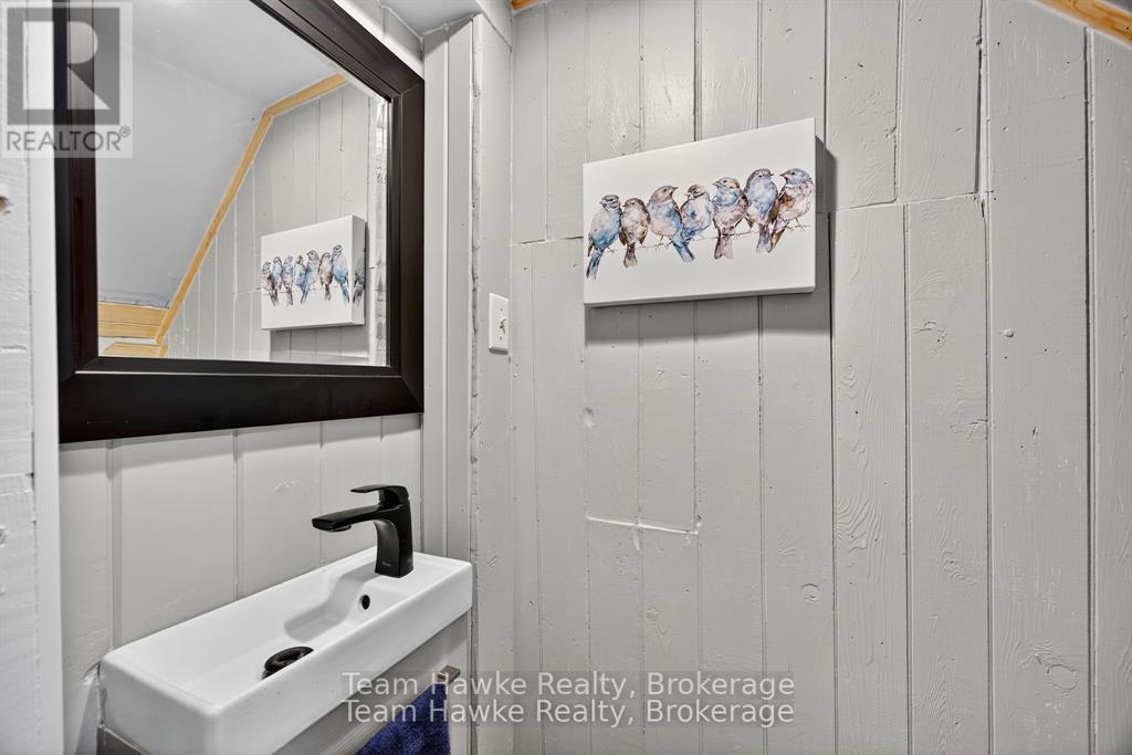 19 Water Street, Penetanguishene, Ontario  L9M 1M8 - Photo 30 - S12425708