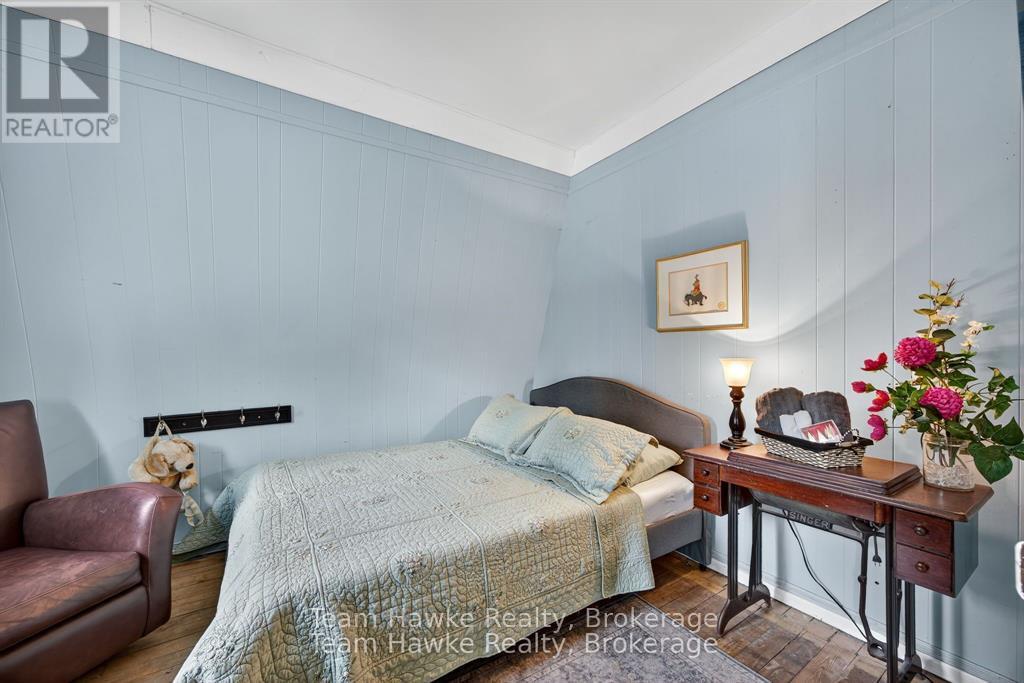 19 Water Street, Penetanguishene, Ontario  L9M 1M8 - Photo 31 - S12425708
