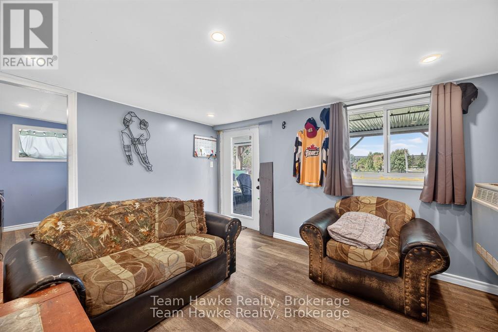 19 Water Street, Penetanguishene, Ontario  L9M 1M8 - Photo 37 - S12425708