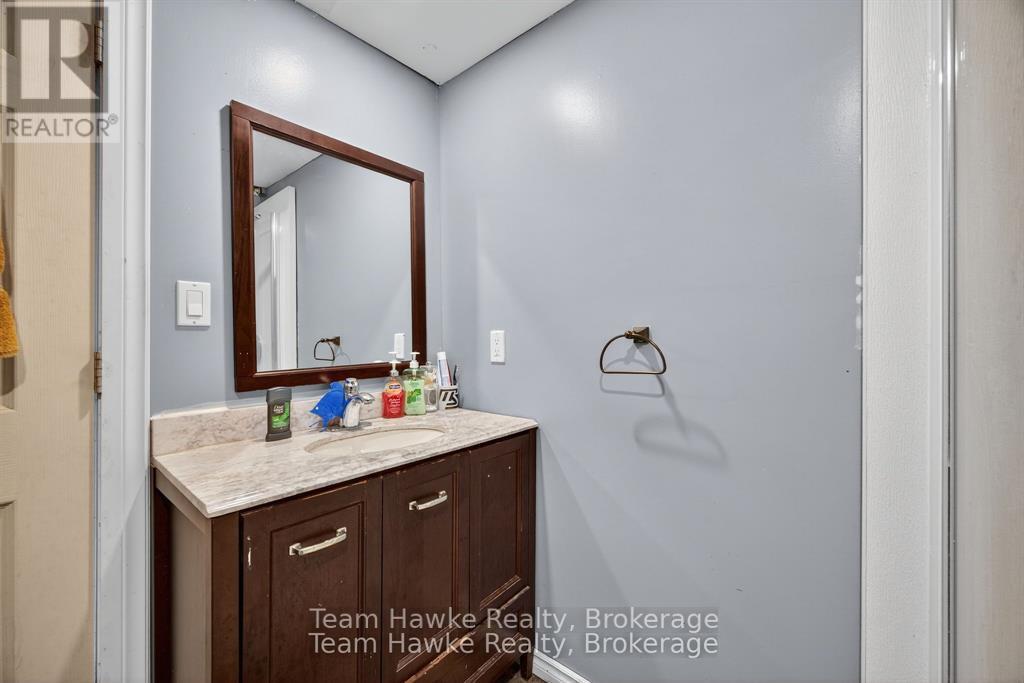 19 Water Street, Penetanguishene, Ontario  L9M 1M8 - Photo 40 - S12425708