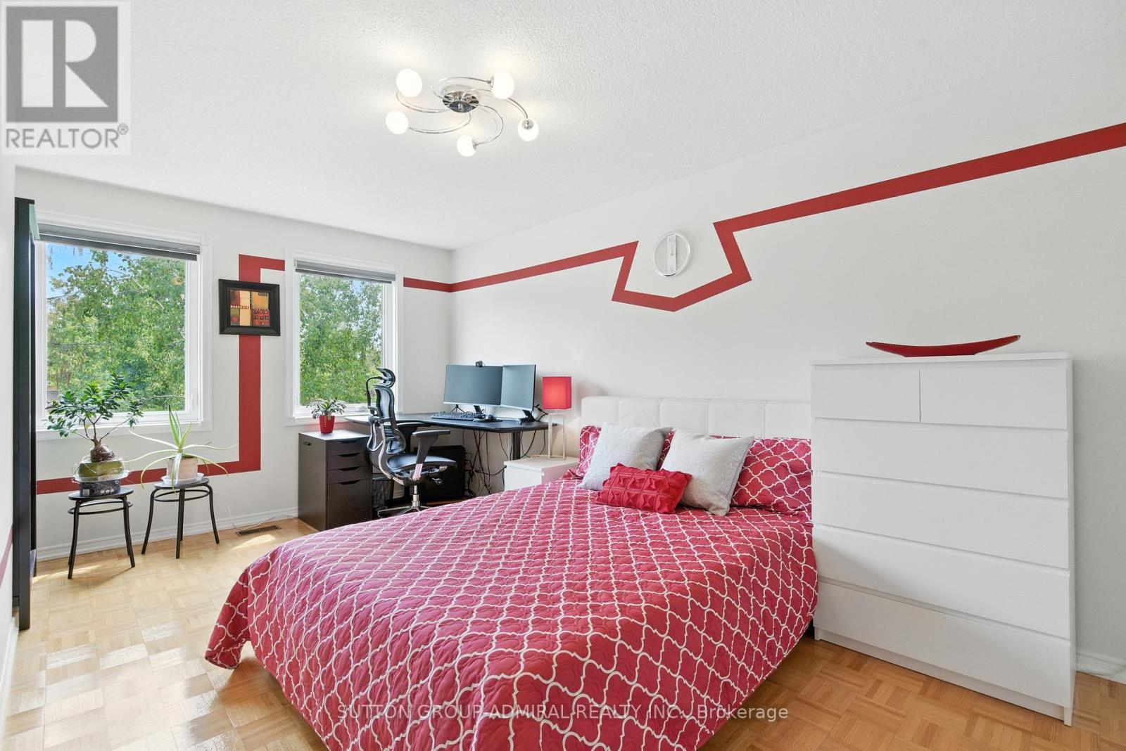 4 Mair Court, Richmond Hill, Ontario  L4C 7S1 - Photo 23 - N12425558