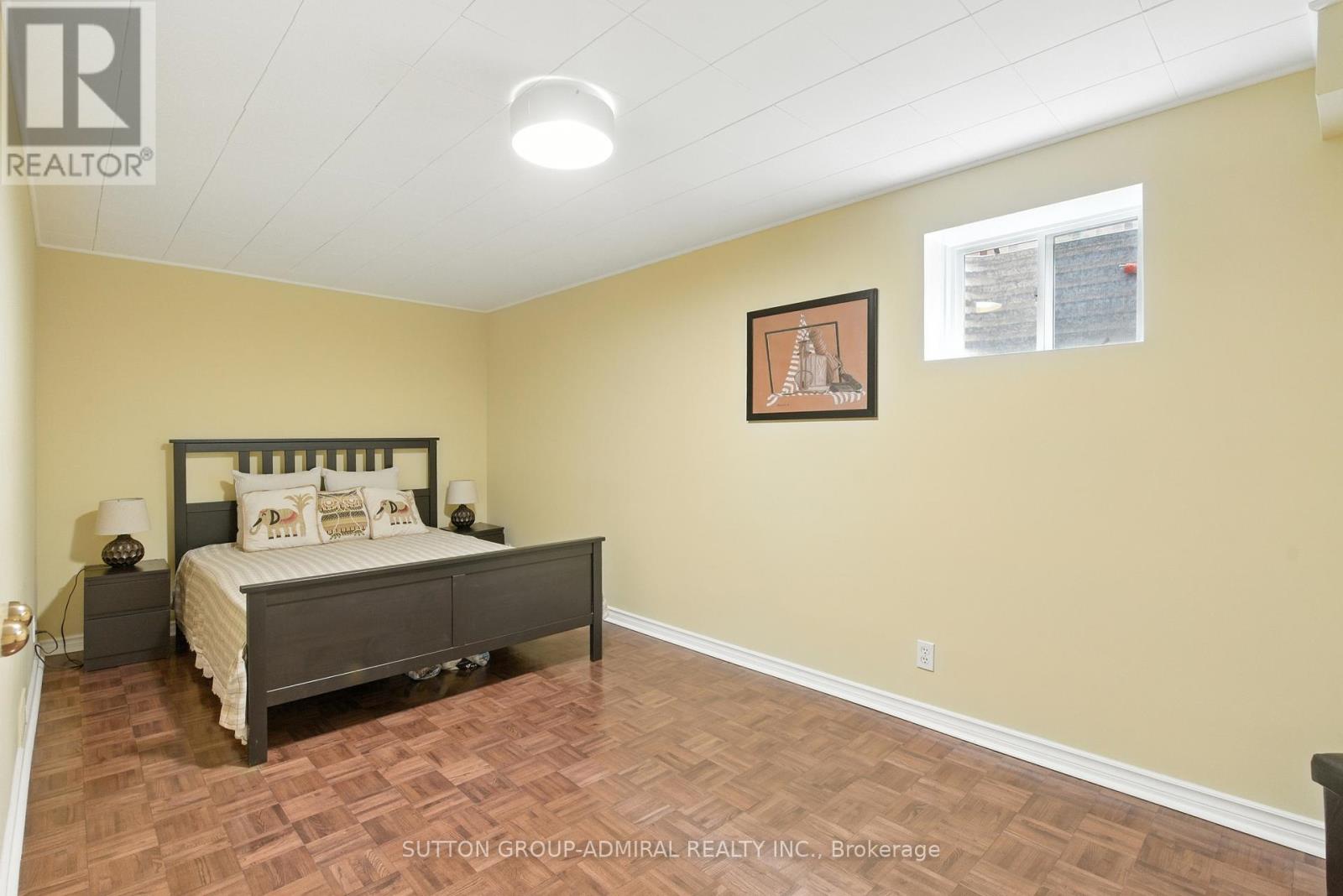 4 Mair Court, Richmond Hill, Ontario  L4C 7S1 - Photo 30 - N12425558