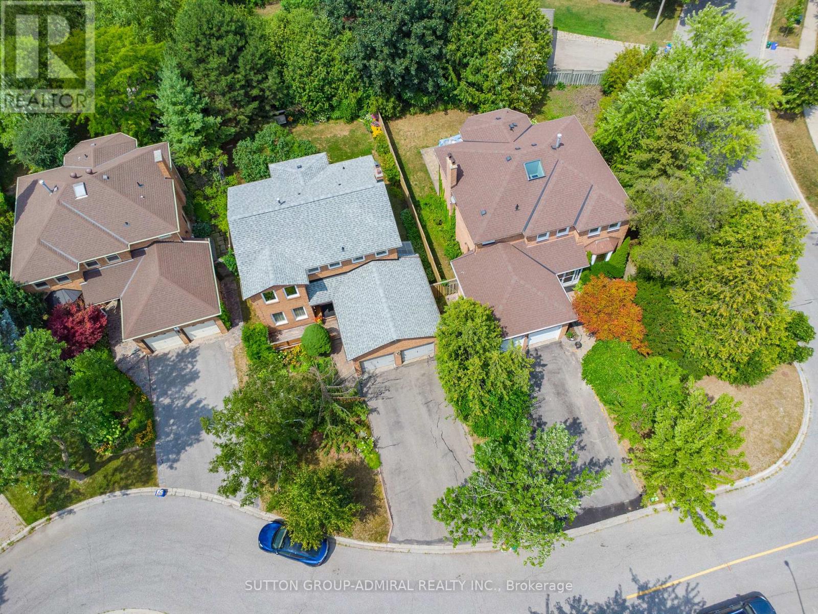 4 Mair Court, Richmond Hill, Ontario  L4C 7S1 - Photo 41 - N12425558
