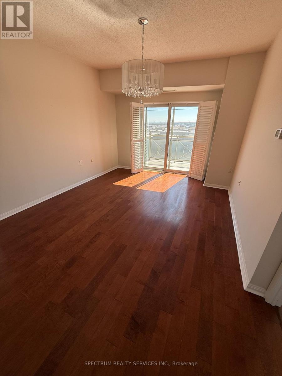 516 - 2500 Rutherford Road, Vaughan, Ontario  L4K 5N7 - Photo 11 - N12425573
