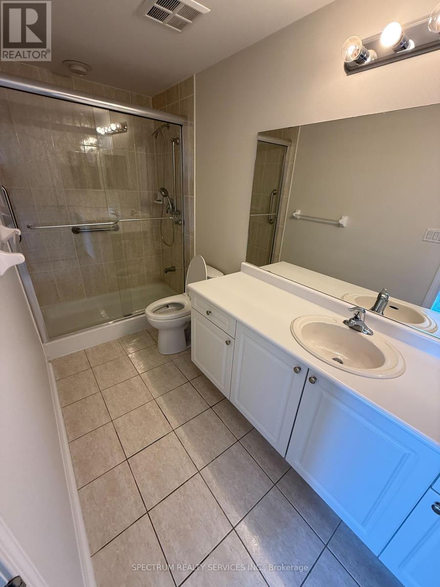 516 - 2500 Rutherford Road, Vaughan, Ontario  L4K 5N7 - Photo 14 - N12425573