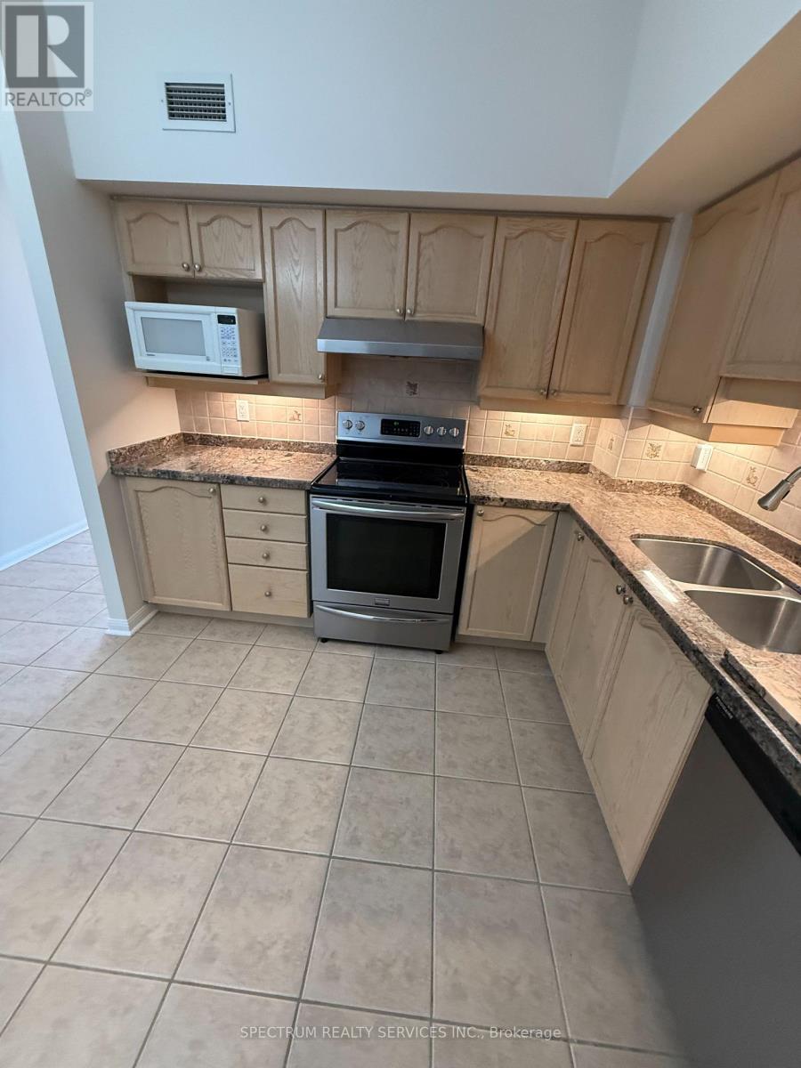 516 - 2500 Rutherford Road, Vaughan, Ontario  L4K 5N7 - Photo 6 - N12425573