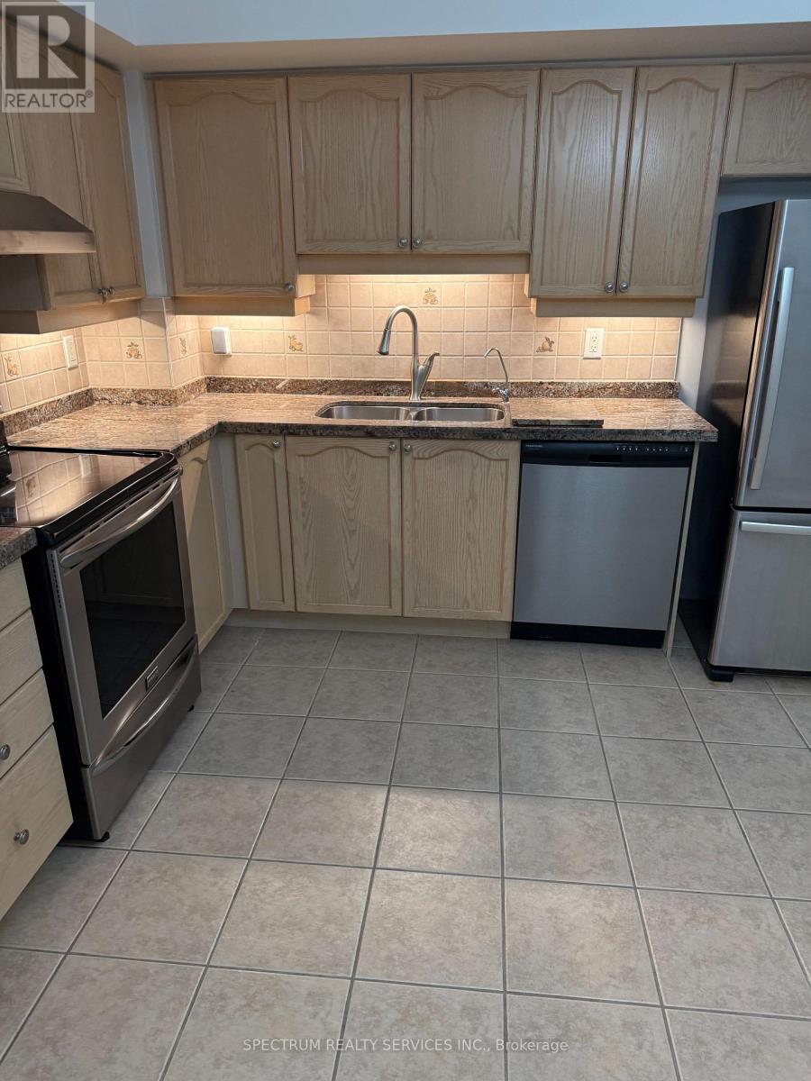 516 - 2500 Rutherford Road, Vaughan, Ontario  L4K 5N7 - Photo 7 - N12425573