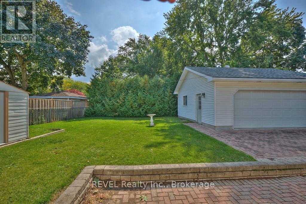 8 Harbour Road, St. Catharines, Ontario  L2N 2R7 - Photo 23 - X12425644
