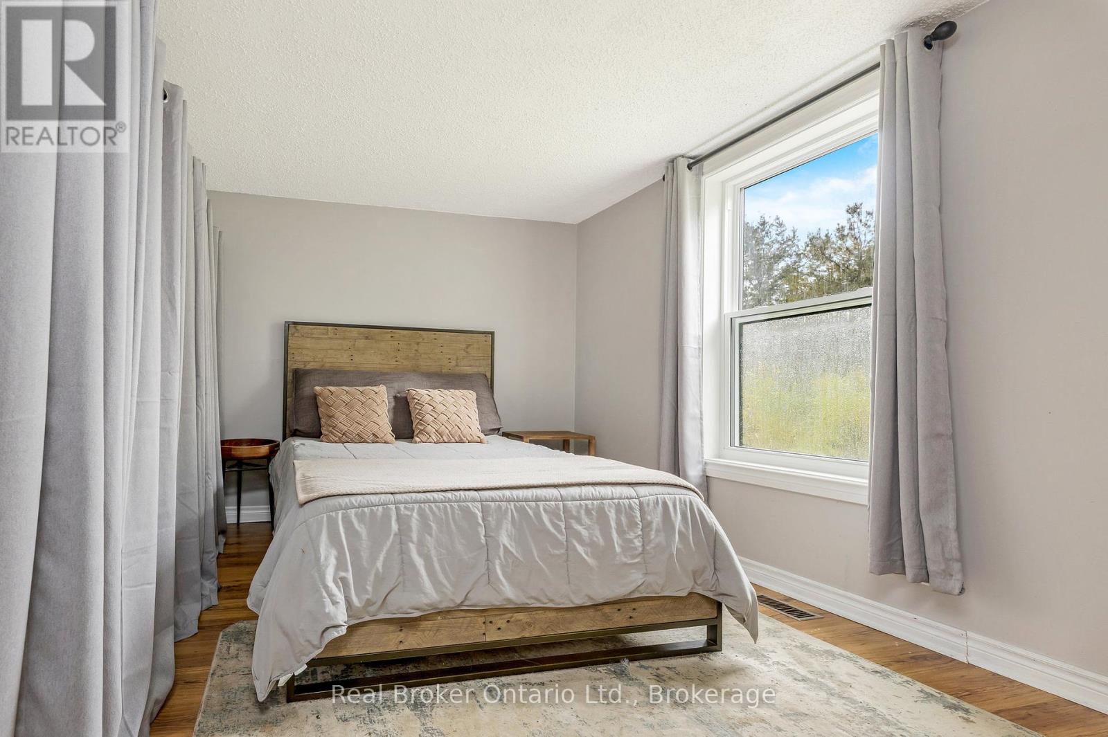 6005 Eighth Line, Erin, Ontario  N0B 1Z0 - Photo 12 - X12425784