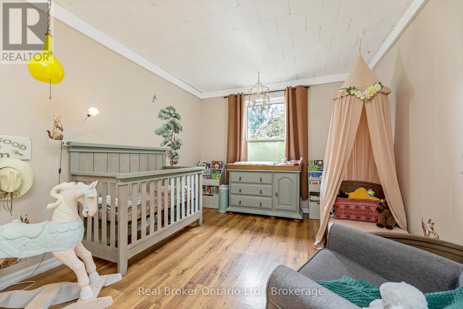 6005 Eighth Line, Erin, Ontario  N0B 1Z0 - Photo 14 - X12425784